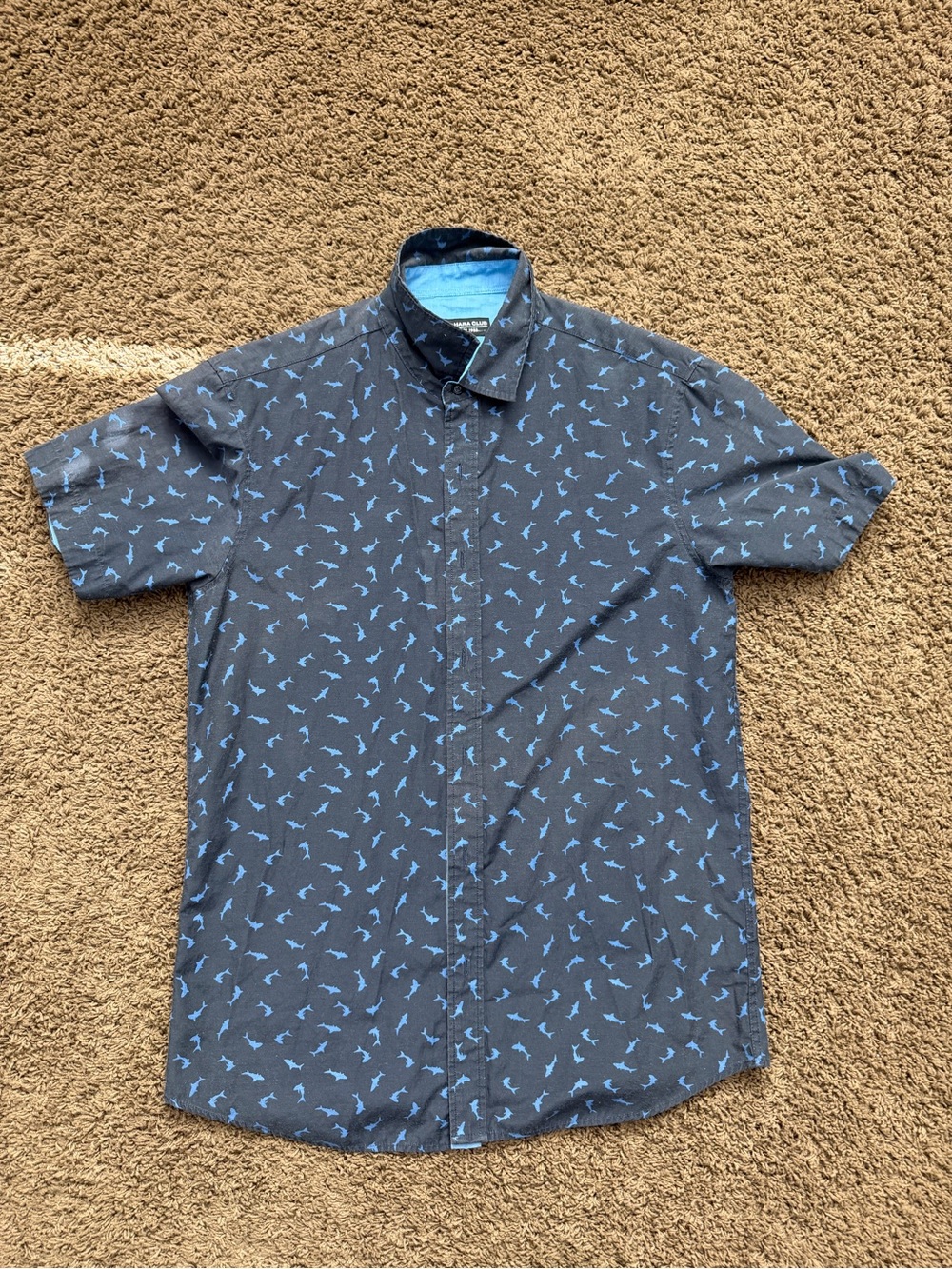 Vintage Sahara Club Men's M Blue Shark Print Short Sleeve Button-Up Collar Shirt